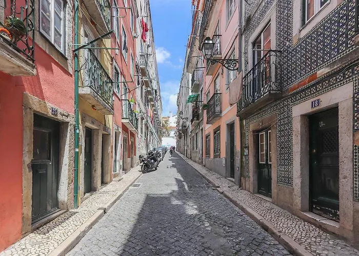 Bairro Alto Cosy By Homing